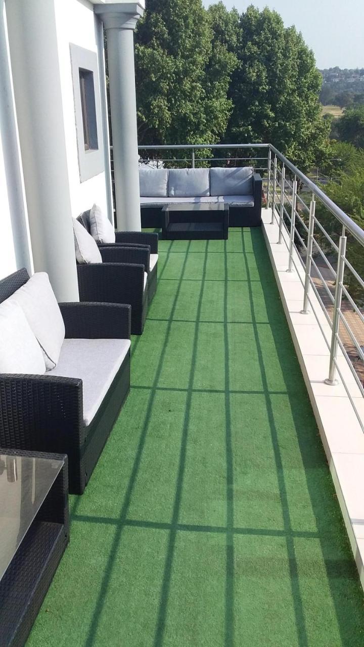 Garden Top Hotel Йоханнесбург Экстерьер фото